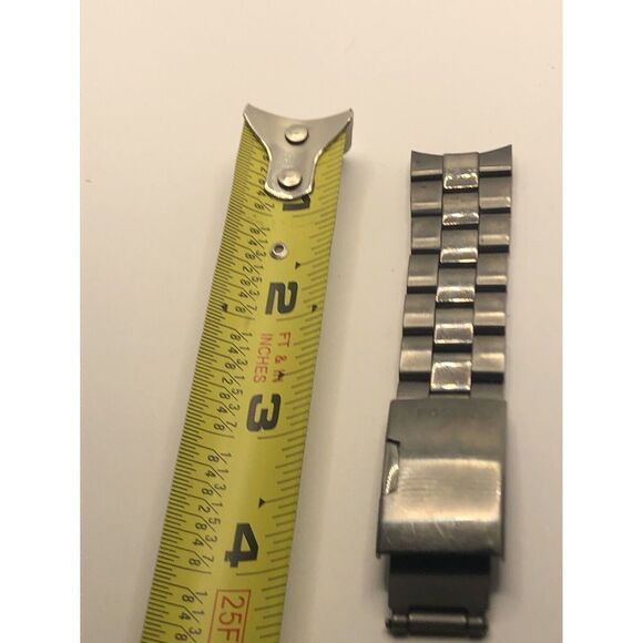 Authentic Fossil Watch Bracelet Parts Partial Band Clasp Links Grey 20mm FK87 - Picture 1 of 9